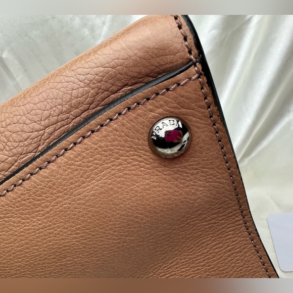 Authentic Prada Pomic Glace Calf Leather Double Handle Tote Bag BN2665 - Picture 9 of 9